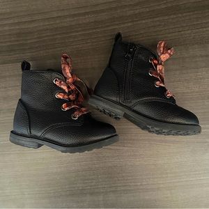 Cat & Jack Toddler Girls Giovanna Black Lace-Up Zipper
Combat Boots - Size 7